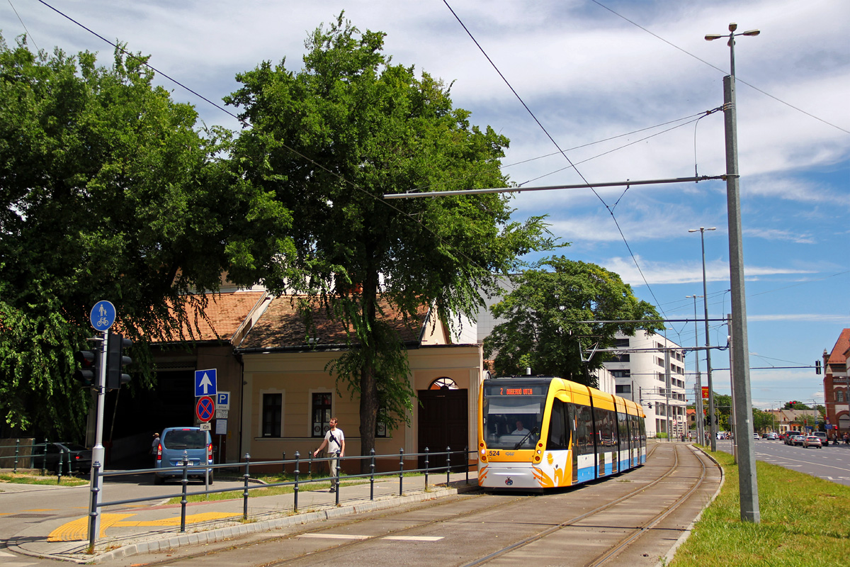 Debrecen, CAF Urbos 3 № 524