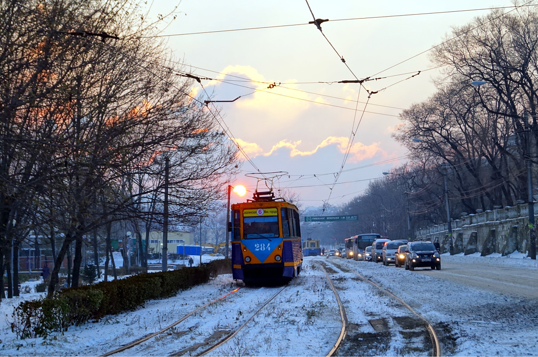 Владивосток, 71-605А № 284; Владивосток — Снегопады