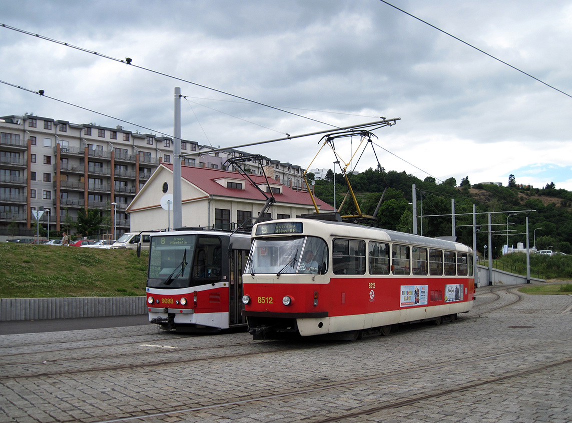 Прага, Tatra T3R.P № 8512