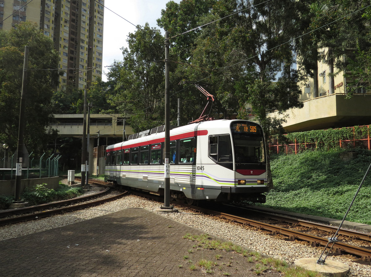 Hong Kong, Comeng A2 Class nr. 1045; Hong Kong — MTR Light Rail — Tram Lines and Infrastructure