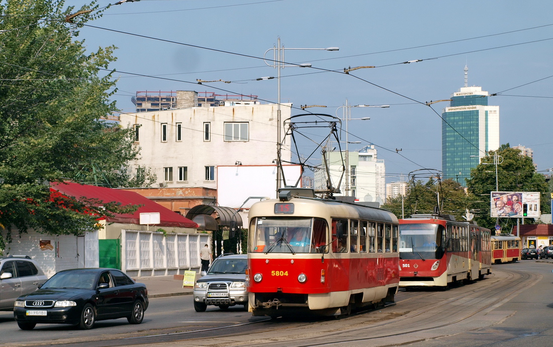 Кіеў, Tatra T3SUCS № 5804; Кіеў, К1М8 № 501