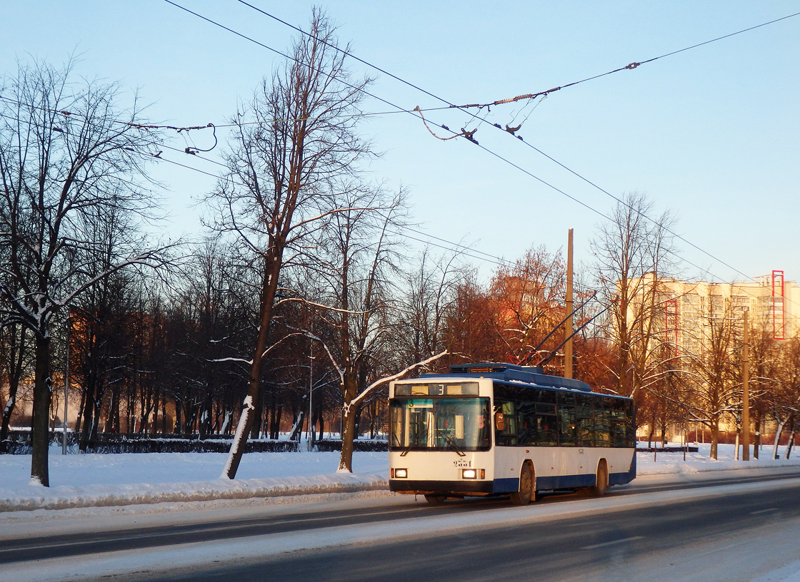 Sanktpēterburga, VMZ-5298.01 (VMZ-463) № 2331; Sanktpēterburga — Trolleybus lines and infrastructure
