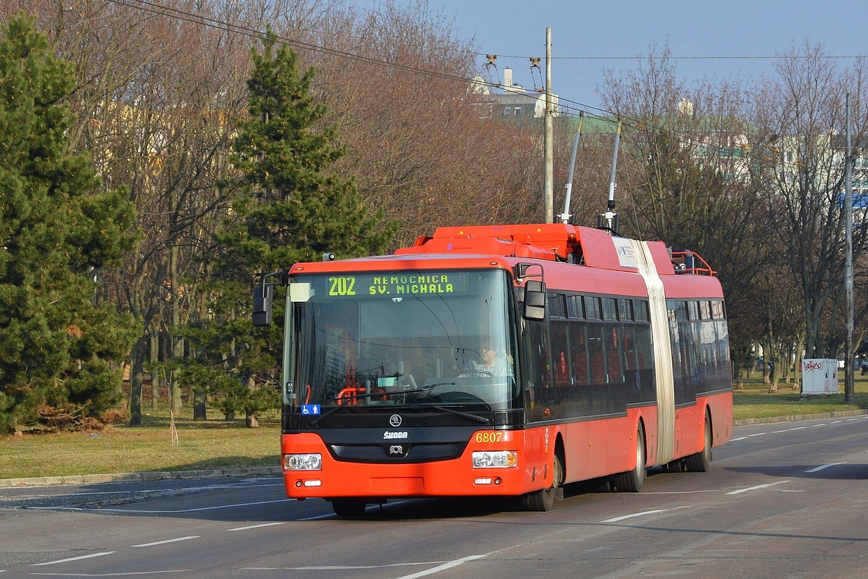 Братислава, Škoda 31Tr SOR № 6807