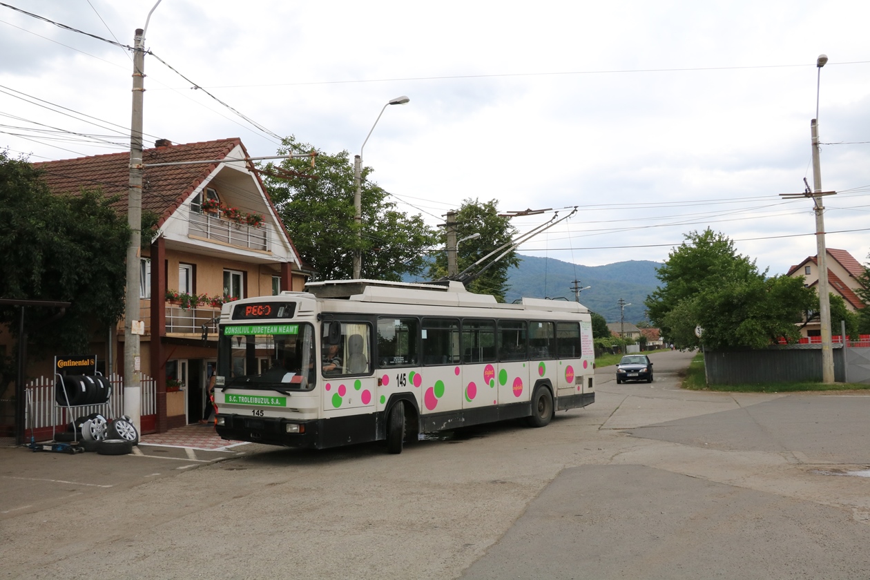 Пьятра-Нямц, Berliet ER100 № 145; Пьятра-Нямц — Троллейбусные линии и инфраструктура