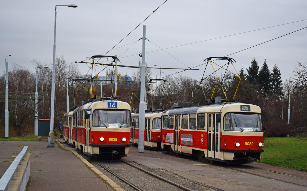 Прага, Tatra T3M № 8038; Прага, Tatra T3M2-DVC № 8082
