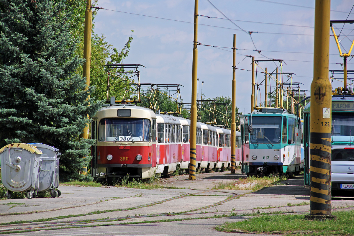 Košice, Tatra T3SUCS nr. 380; Košice, Tatra T6A5 nr. 613