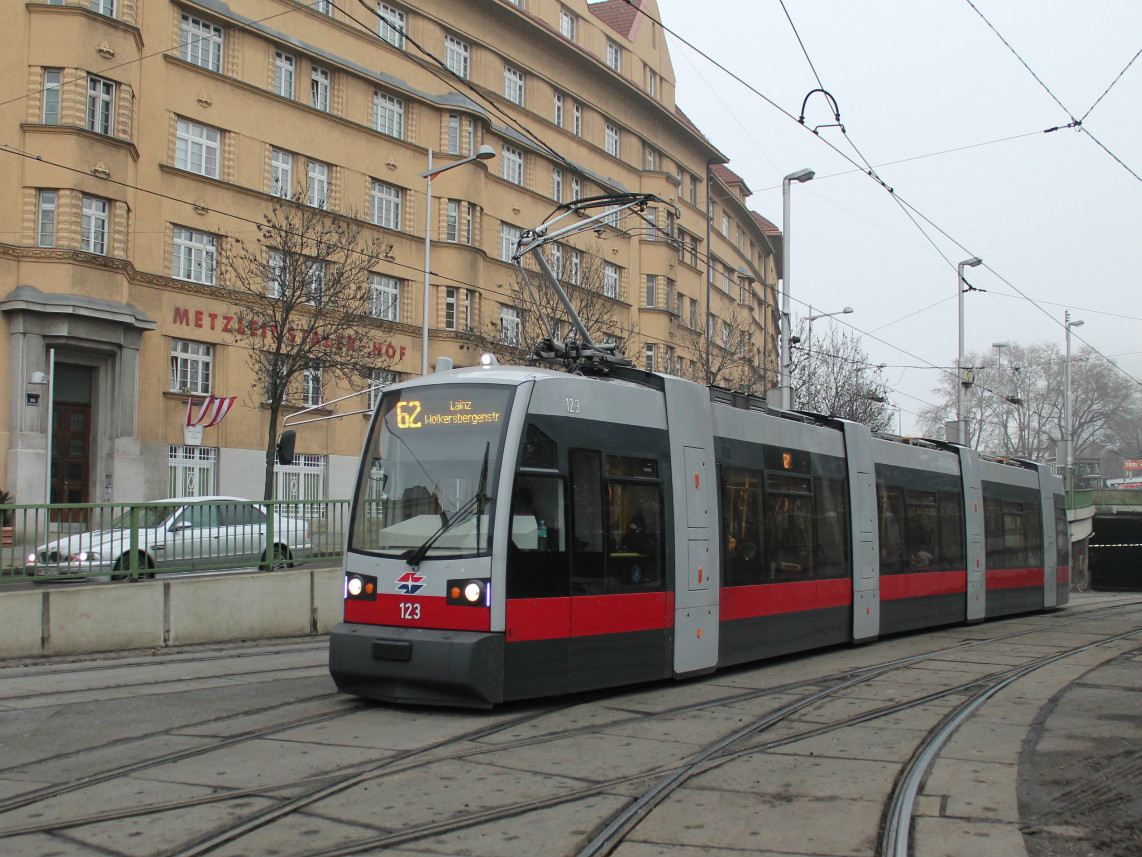 Vienna, Siemens ULF-A1 № 123
