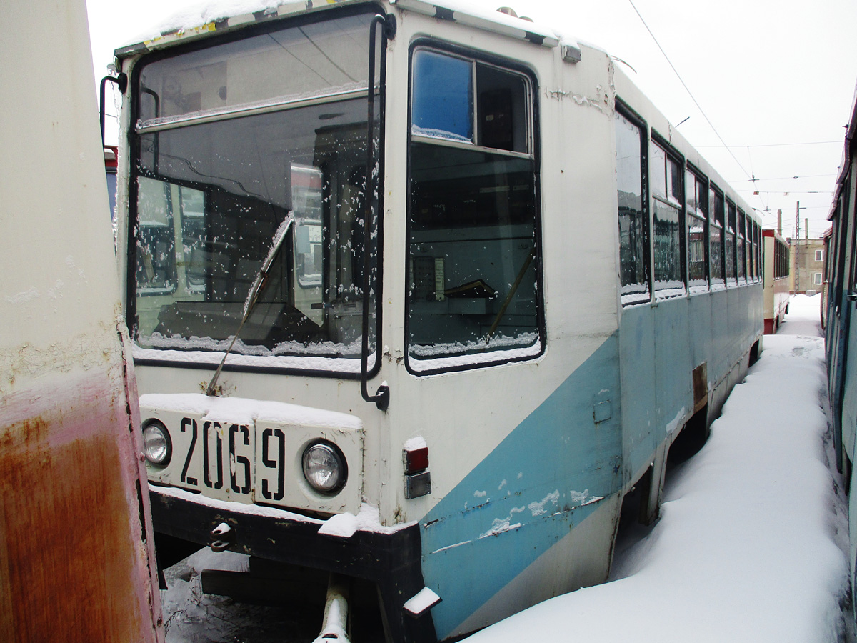 Челябинск, 71-608К № 2069
