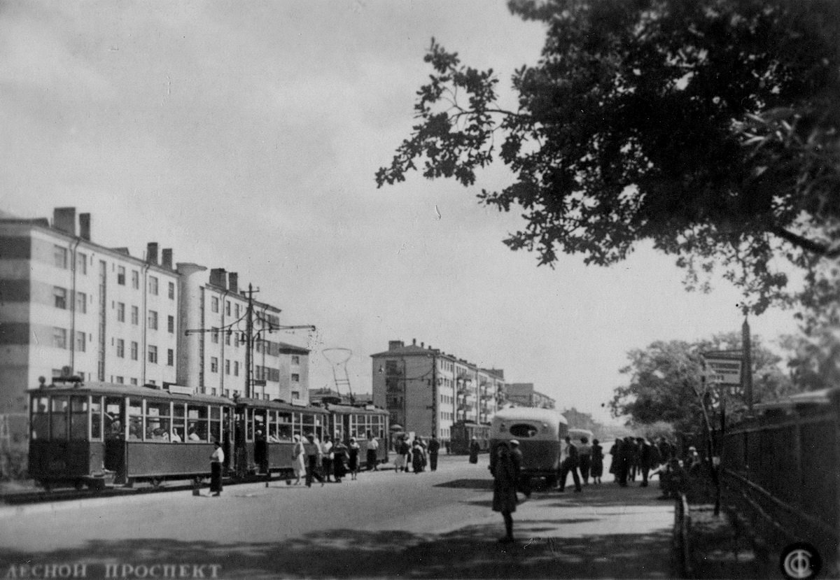 Pietari — Historic Photos of Tramway Infrastructure
