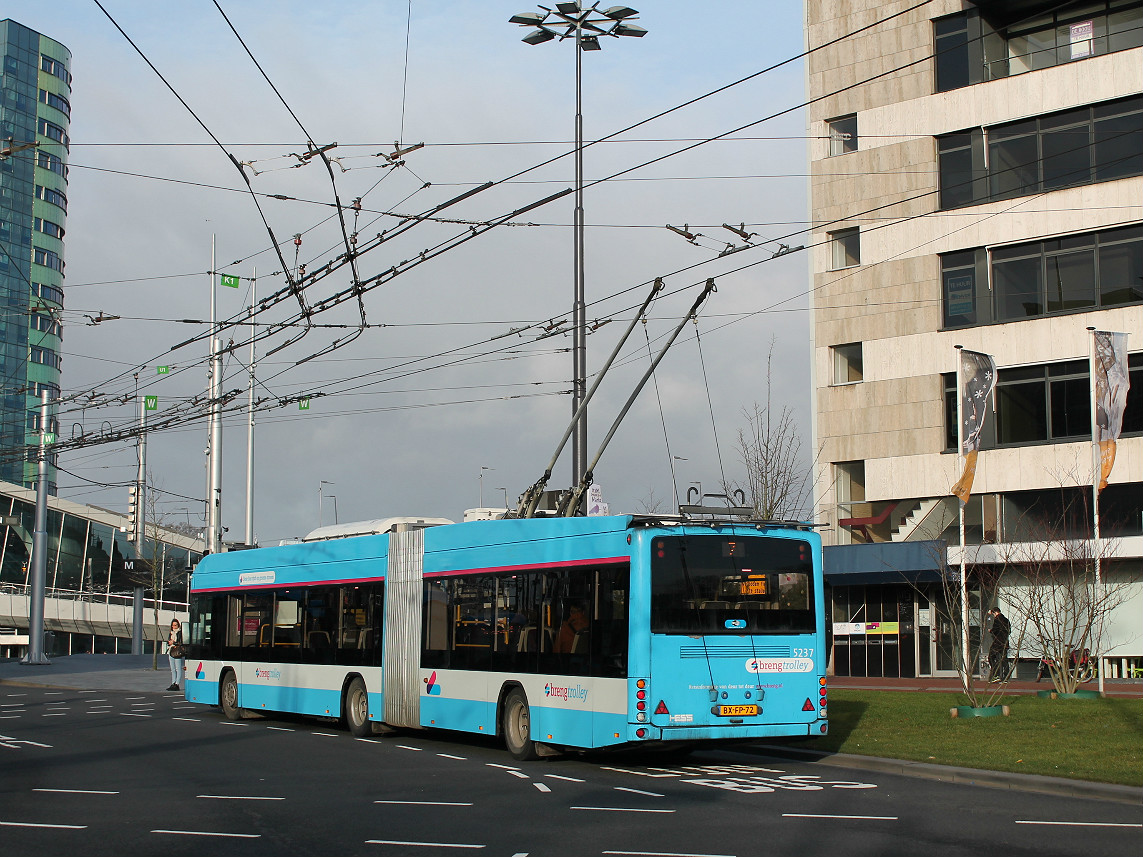 Арнем, Hess SwissTrolley 3 (BGT-N2C) № 5237