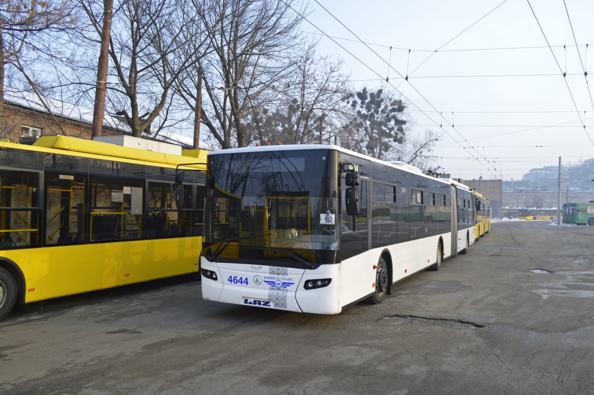 Kiev, LAZ E301D1 nr. 4644