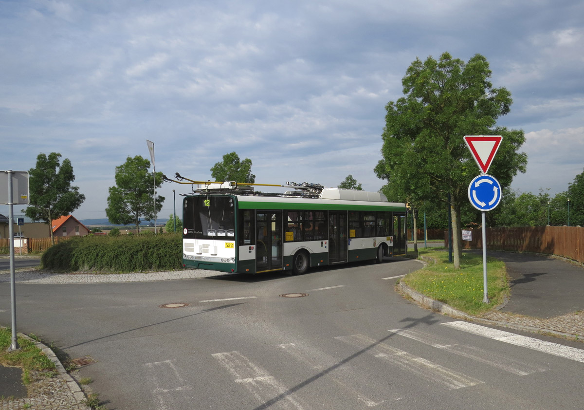 Plzeň, Škoda 26Tr Solaris III — 552; Plzeň — Trolejbusová trať bez trolejového vedení do Letkova / The Catenary Free Trolleybus Line to Letkov