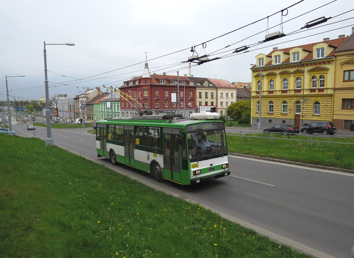 Пльзень, Škoda 14TrM № 435; Пльзень — Троллейбусные линии и инфраструктура
