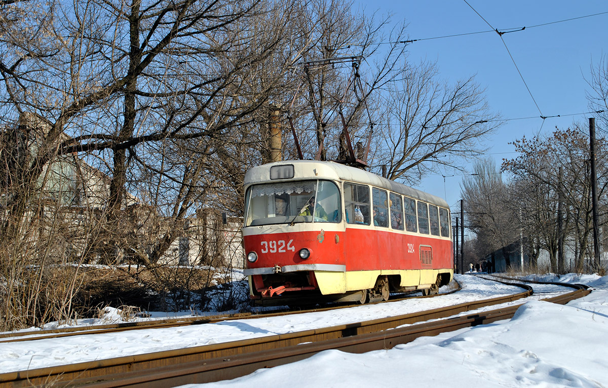 Donetsk, Tatra T3SU # 3924