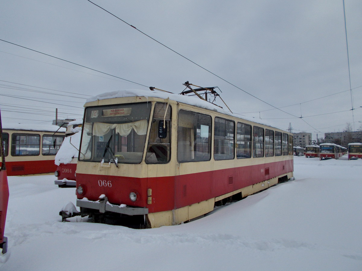 Kursk, Tatra T6B5SU Nr. 066