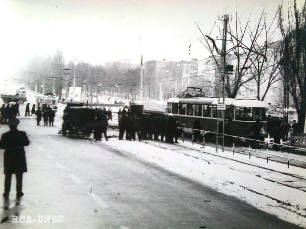 Kamianske, Tatra T3SU (2-door) № 504; Kamianske — Incidents; Kamianske — Old photos