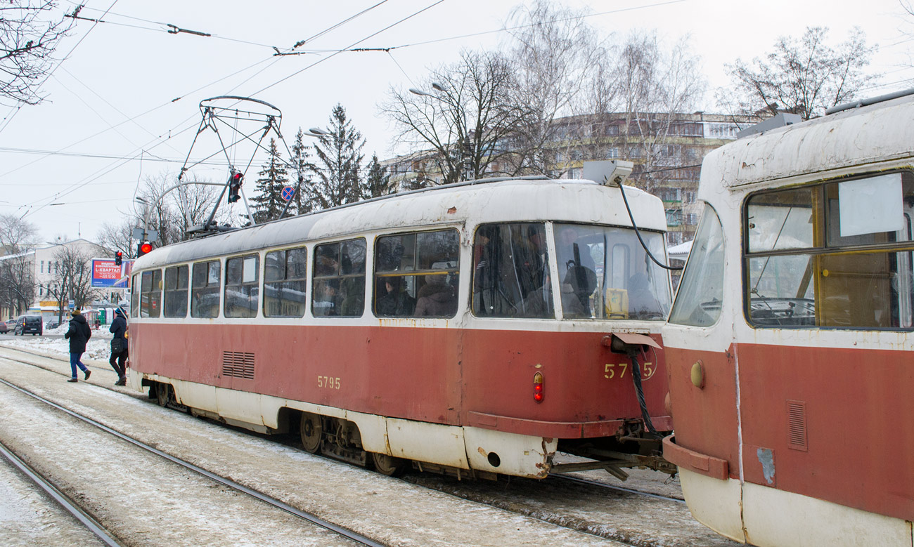 Кіеў, Tatra T3SU № 5795