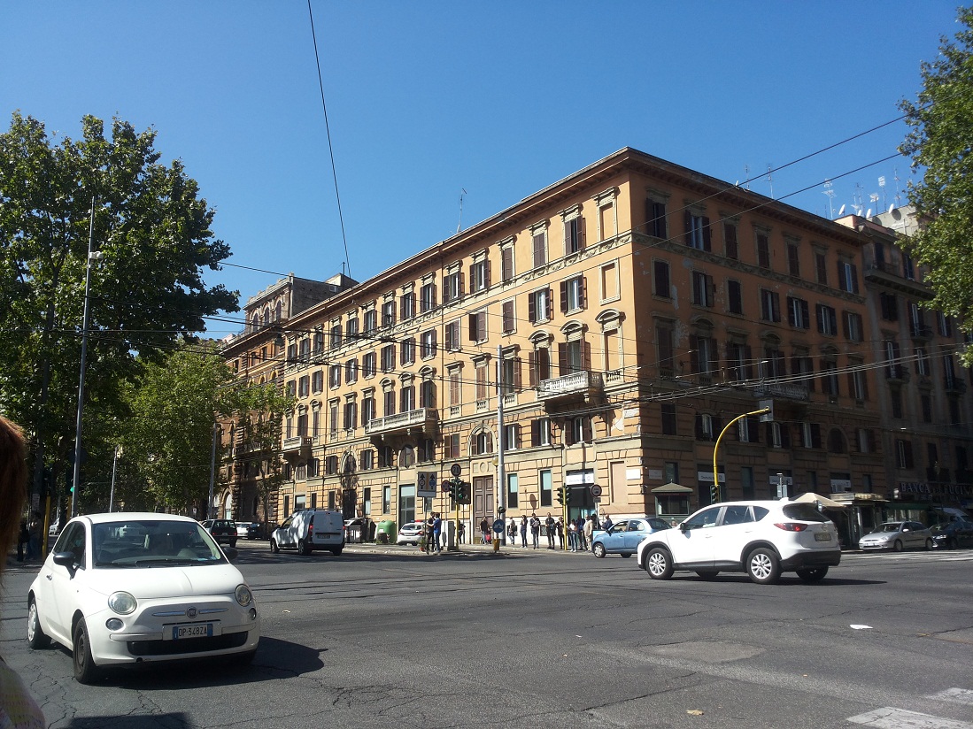 Рим — Трамвай: линии и инфраструктура; Рим — Троллейбус: линии и инфраструктура