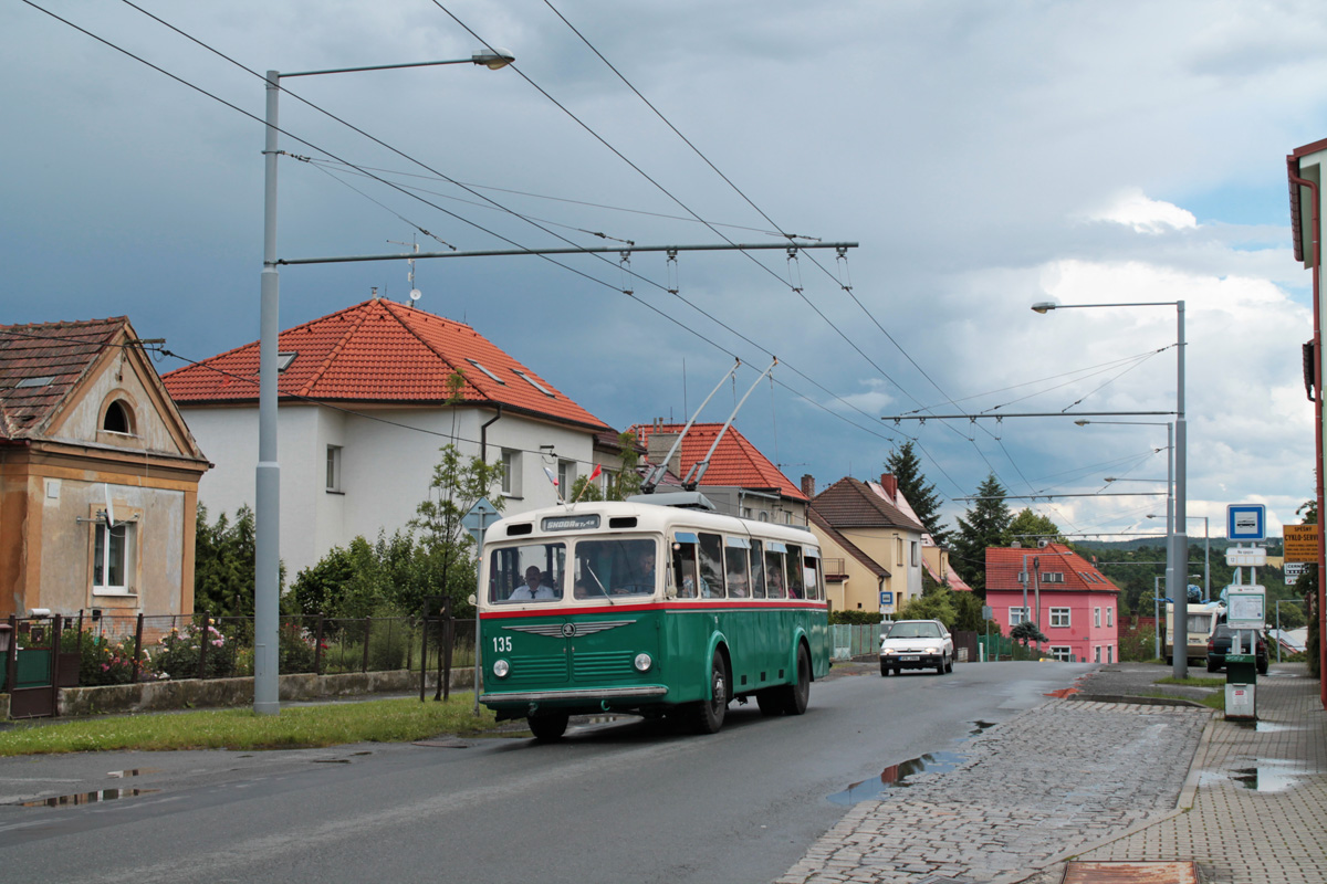 Брно, Škoda 6Tr2 № 135; Пльзень — 75 лет троллейбусного движения в Пльзени