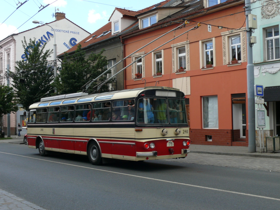 Брно, Škoda T11/0 № 248; Пльзень — 75 лет троллейбусного движения в Пльзени