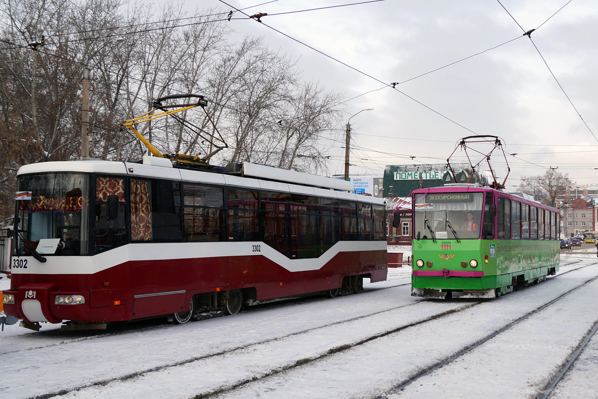 Barnaul, Tatra T6B5SU č. 1111; Barnaul, BKM 62103 č. 3302