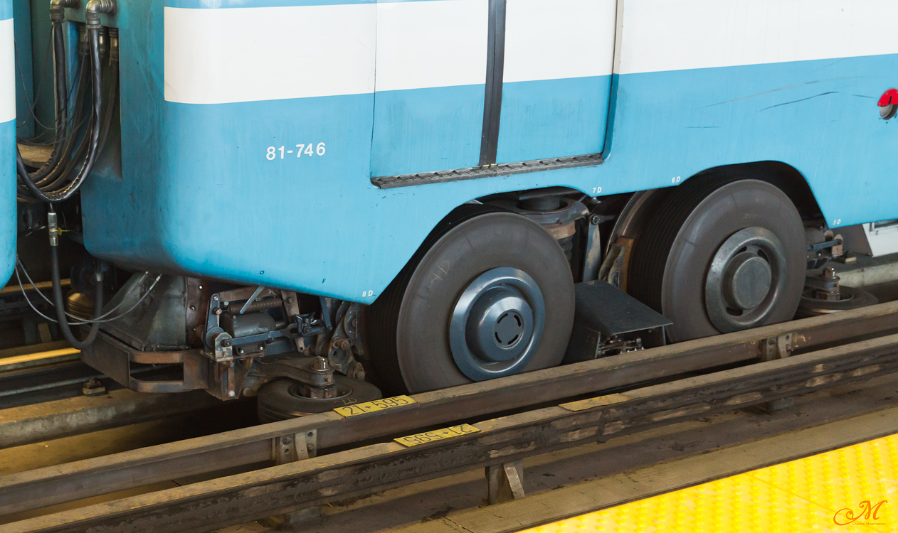 Montreal, Canadian Vickers MR-63 motor car nr. 81-746; Montreal — Métro de Montréal -> Ligne verte