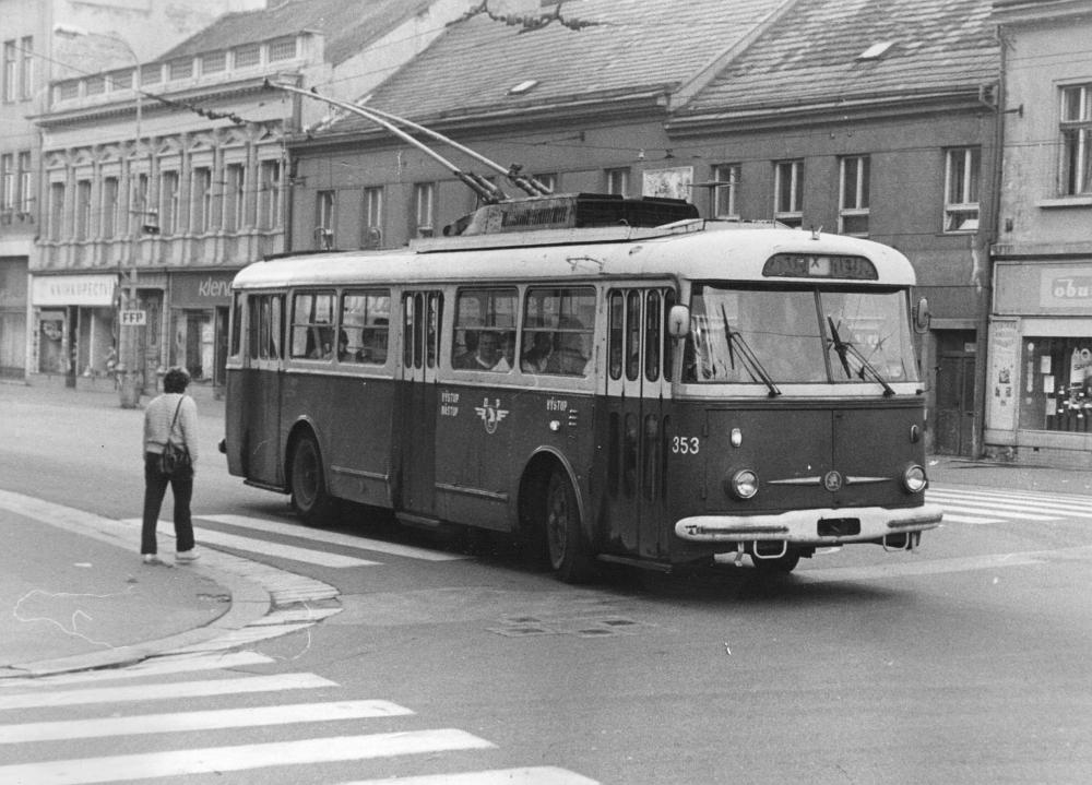 Pardubice, Škoda 9TrHT26 № 353