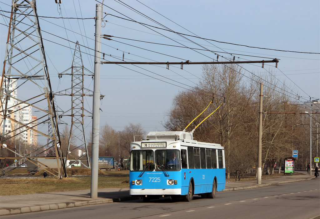 Москва, ЗиУ-682ГМ1 (с широкой передней дверью) № 7225