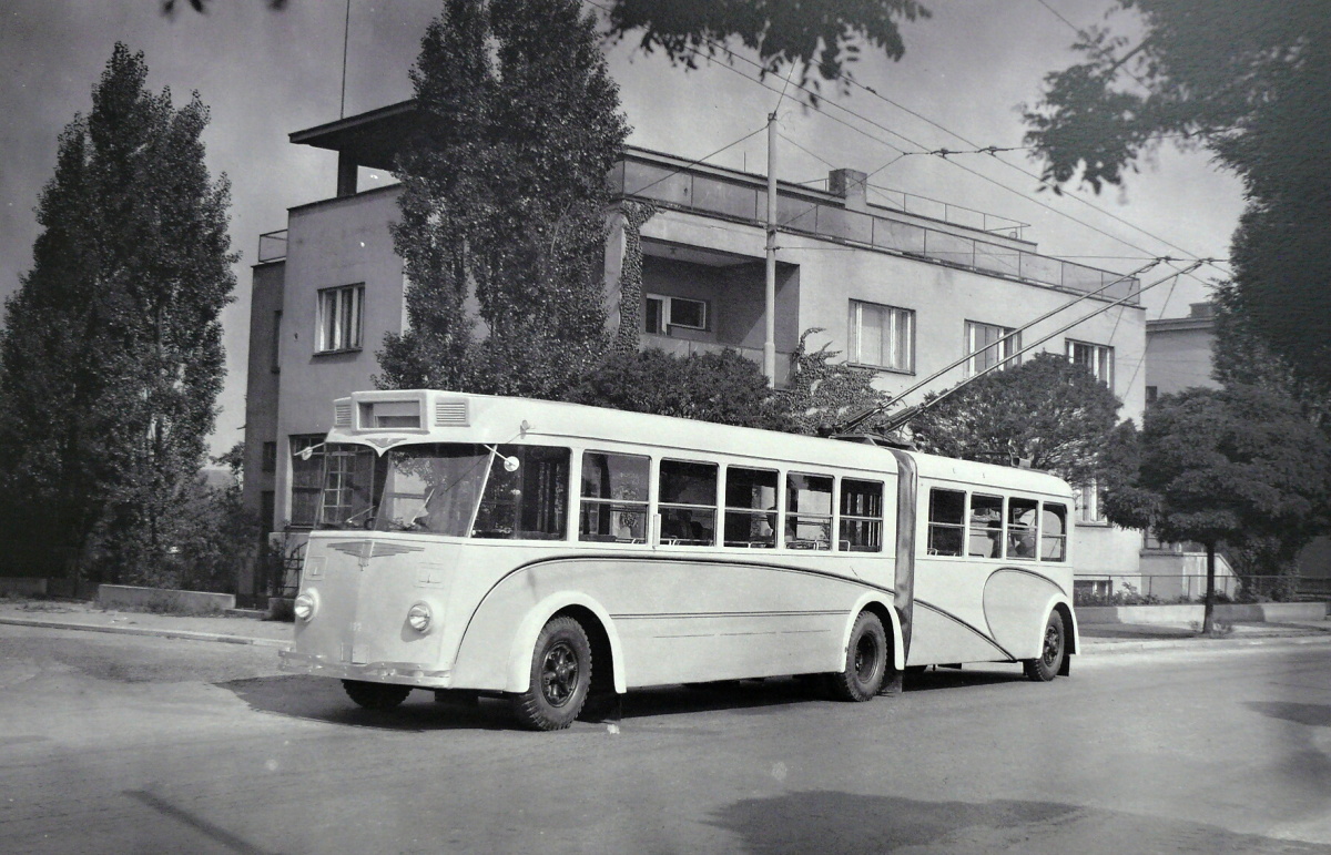 Пльзень — Старые фотографии; Мост и Литвинов — Старые фотографии; Милан — Старые фотографии