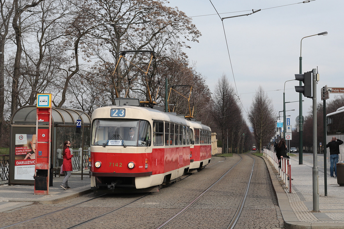 Прага, Tatra T3SUCS № 7142; Прага — Торжественное открытие ретро-маршрута 23