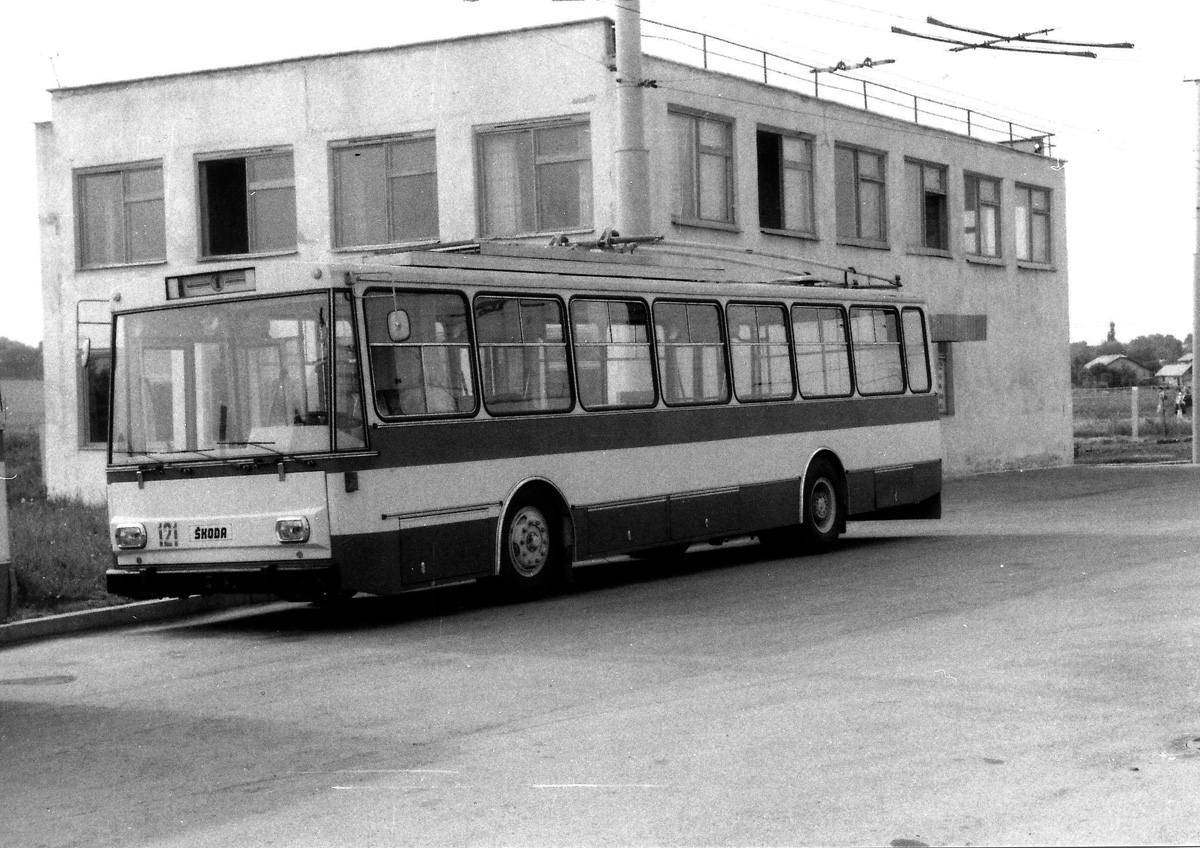 Ивано-Франковск, Škoda 14Tr02 № 121; Ивано-Франковск — Исторические фотографии