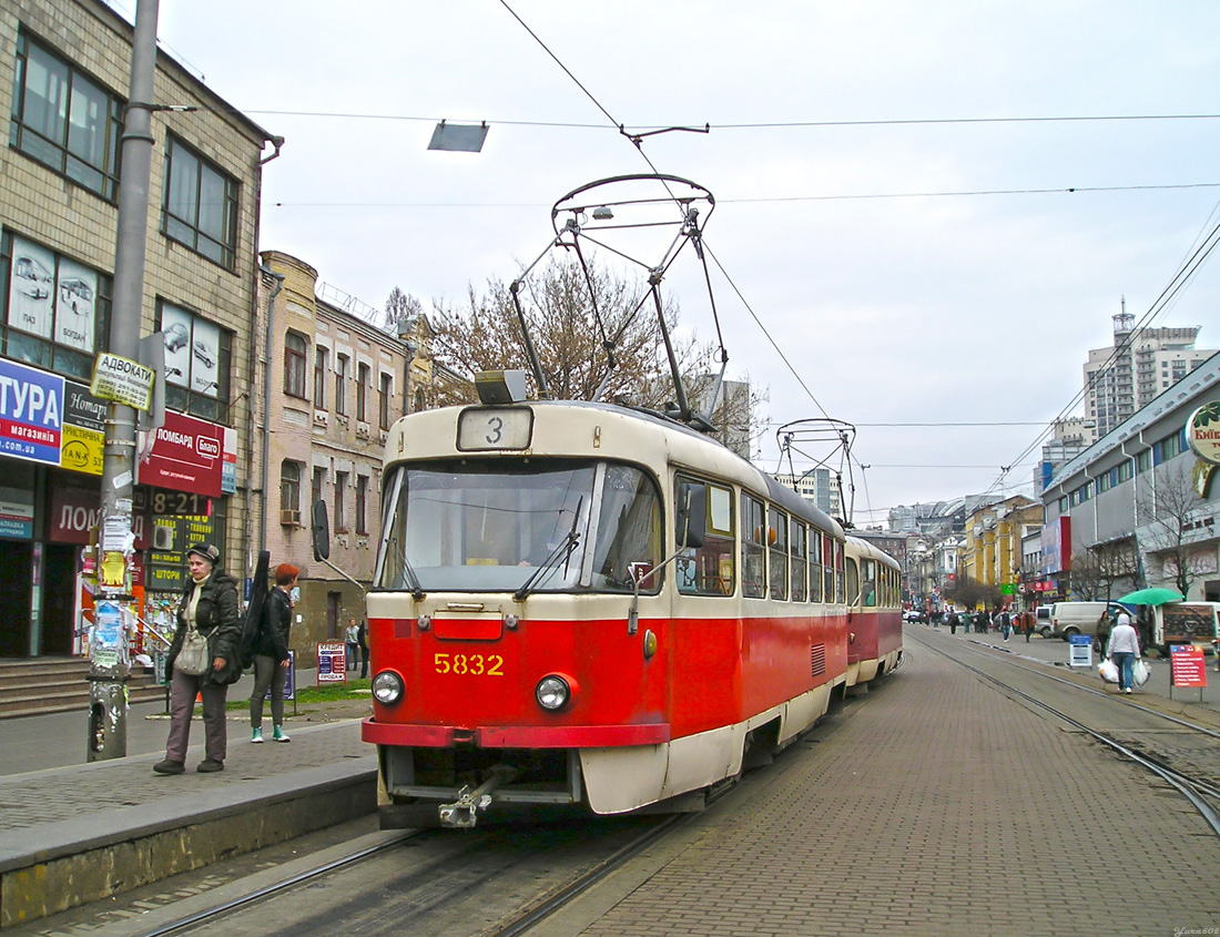 Київ, Tatra T3SU № 5832
