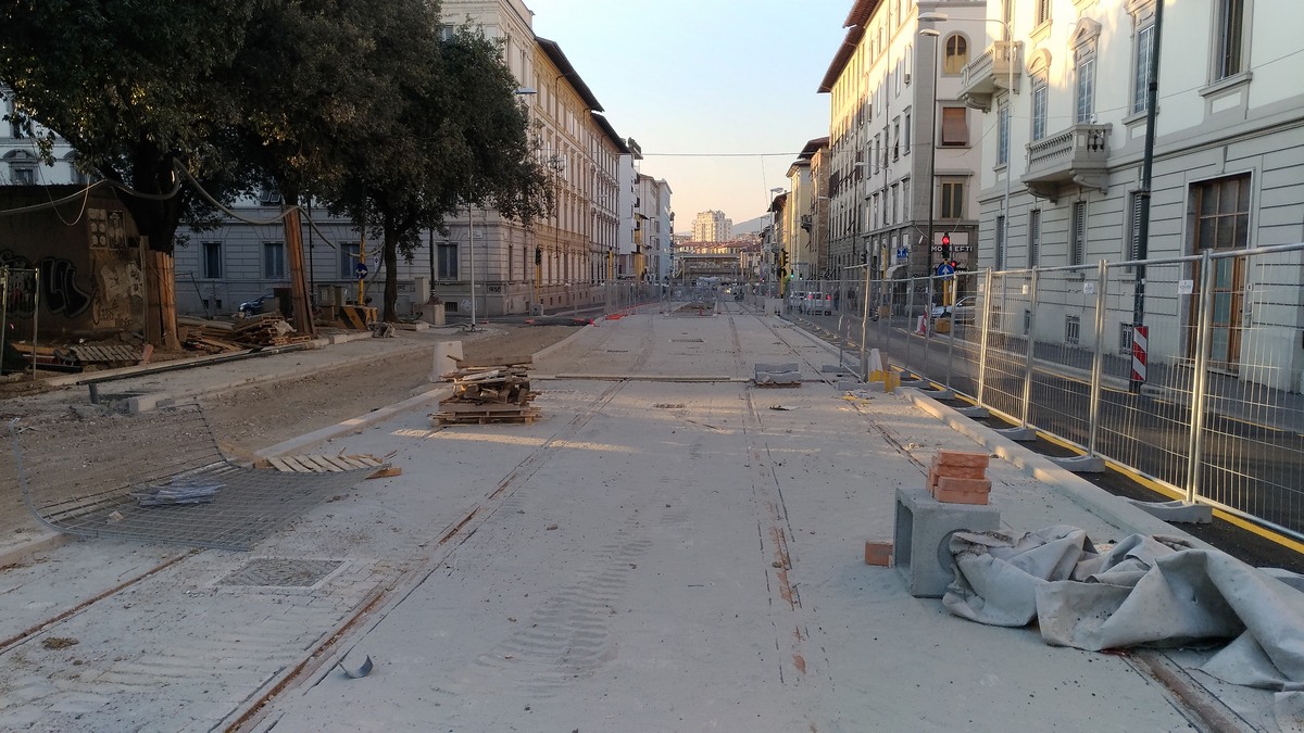 Firenze — Construction