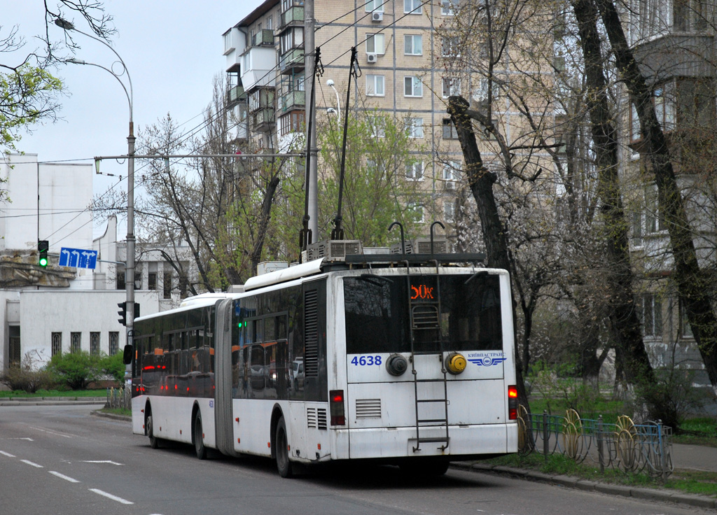 Kyjev, LAZ E301D1 č. 4638