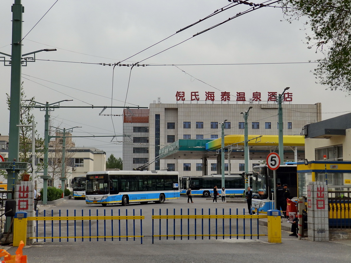Пекин, Huayu BJD-WG120FK № 9525137; Пекин — Конечные станции и разворотные кольца