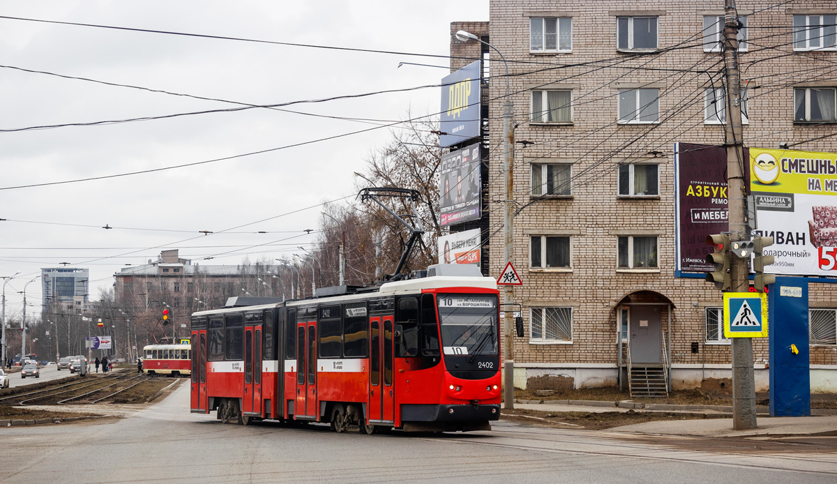 Iżewsk, Tatra KT4DM Nr 2402