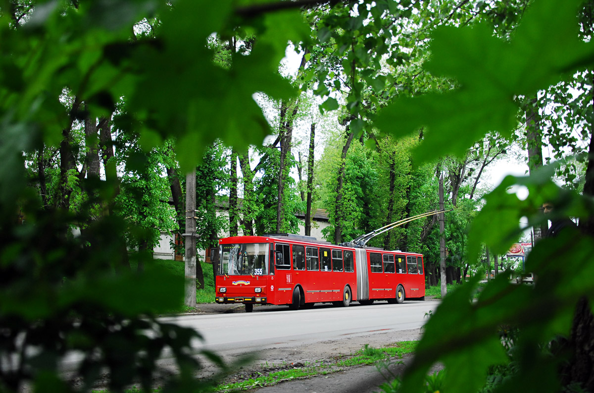Chernivtsi, Škoda 15Tr07/6 # 355; Chernivtsi — Trip to trolleybuses škoda 14tr02 226 and škoda 15tr07 / 7 355, 30.04.2017.