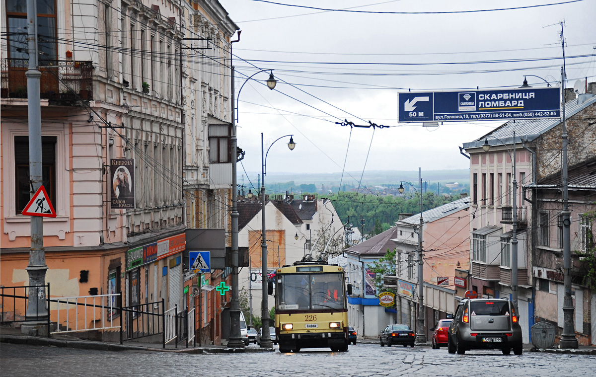 Chernivtsi, Škoda 14Tr02 № 226; Chernivtsi — Trip to trolleybuses škoda 14tr02 226 and škoda 15tr07 / 7 355, 30.04.2017.