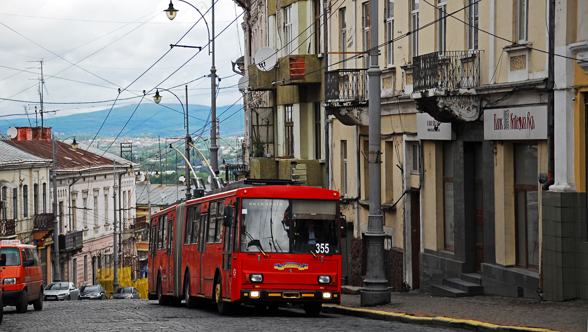 Čerņivci, Škoda 15Tr07/6 № 355; Čerņivci — Trip to trolleybuses škoda 14tr02 226 and škoda 15tr07 / 7 355, 30.04.2017.