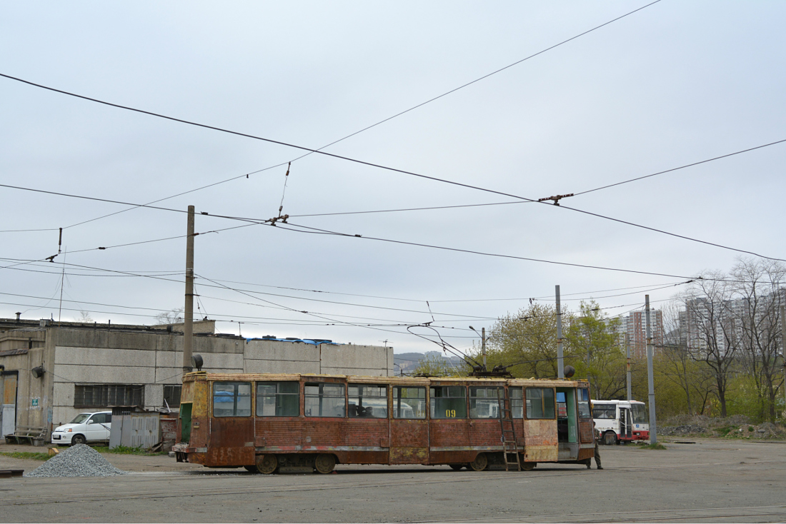 Владивосток, 71-605А № 09