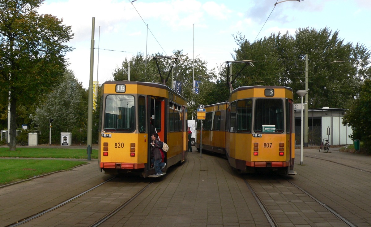 Rotterdam, Duewag ZGT6 č. 807; Rotterdam, Duewag ZGT6 č. 820
