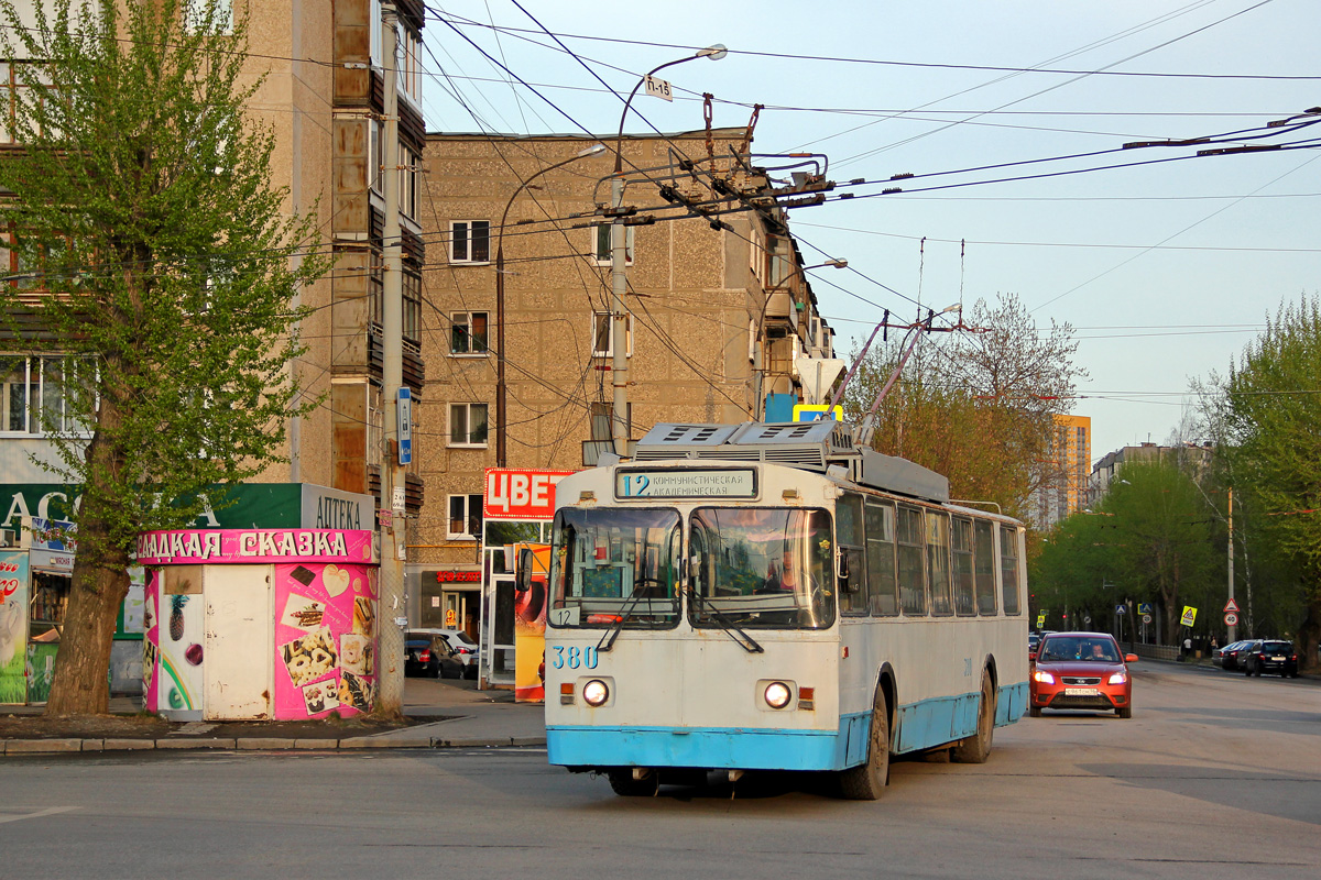 Jekaterinburga, BTZ-5276-01 № 380