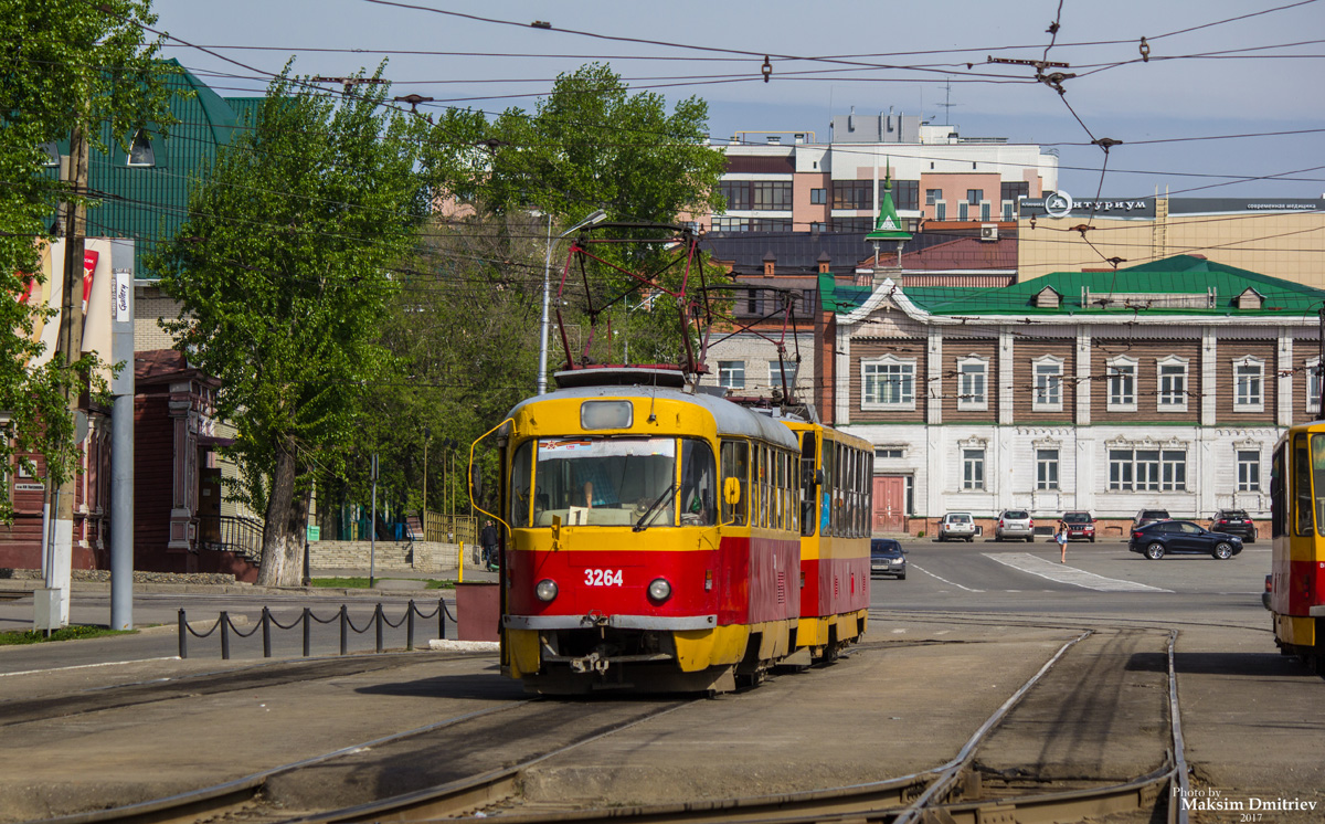 Движение трамваев барнаул. Tatra t3 Барнаул. Трамвай Барнаул. Площадь свободы Барнаул. Трамвай Барнаул Татры.