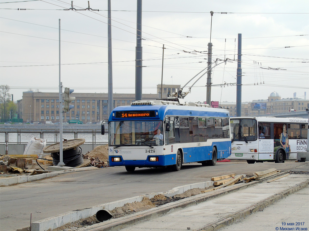 Saint-Petersburg, BKM 321 # 3425; Saint-Petersburg — Track repairs