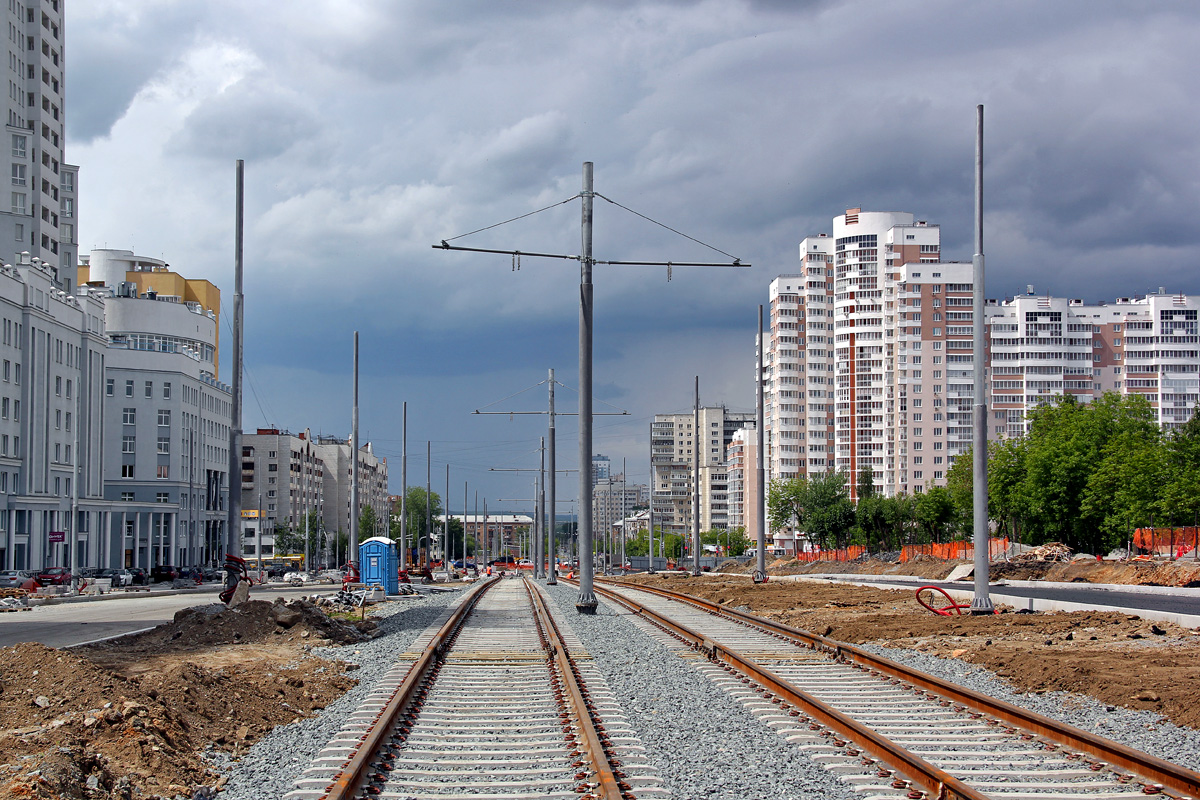 Yekaterinburg — The construction of a tram line along street Tatishcheva