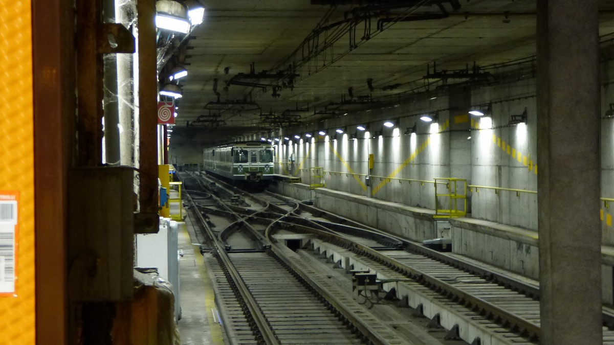 Milan — Metro — Linea M2