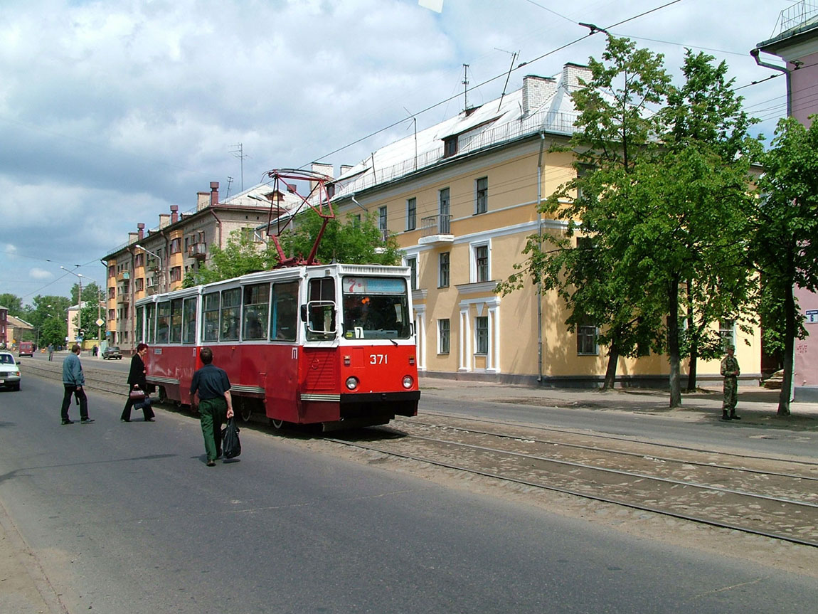 Vitebsk, 71-605 (KTM-5M3) N°. 371