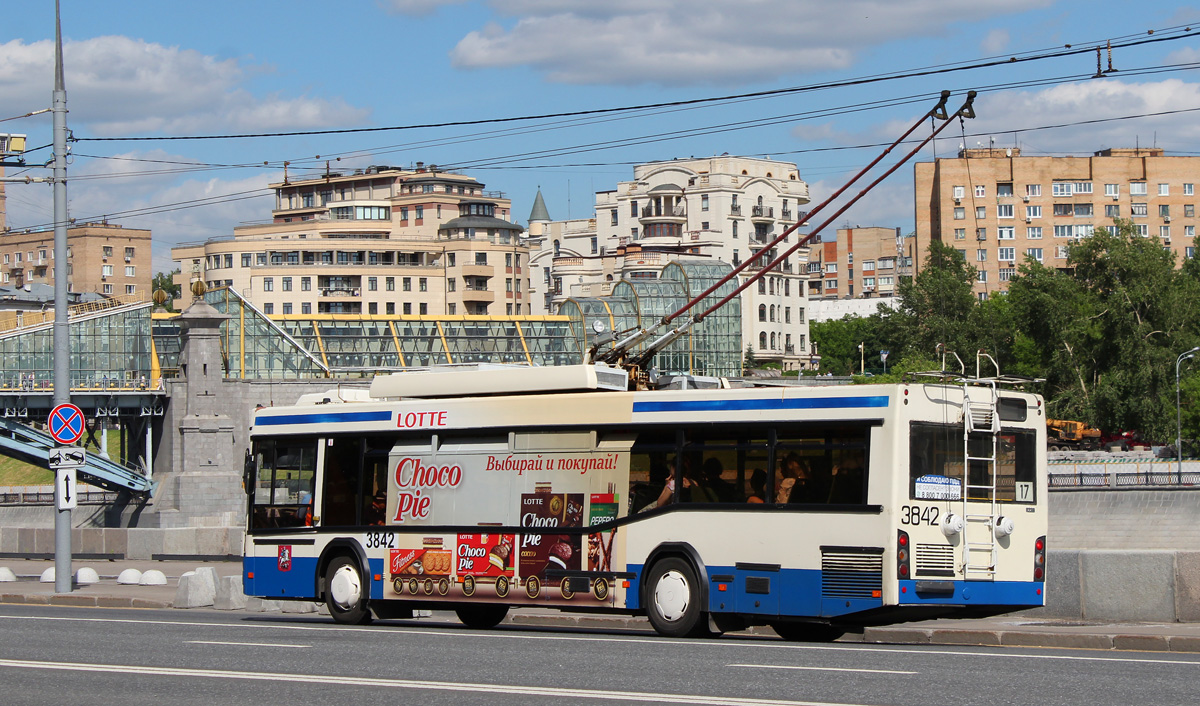 Moskwa, SVARZ-MAZ-6235.00 Nr 3842