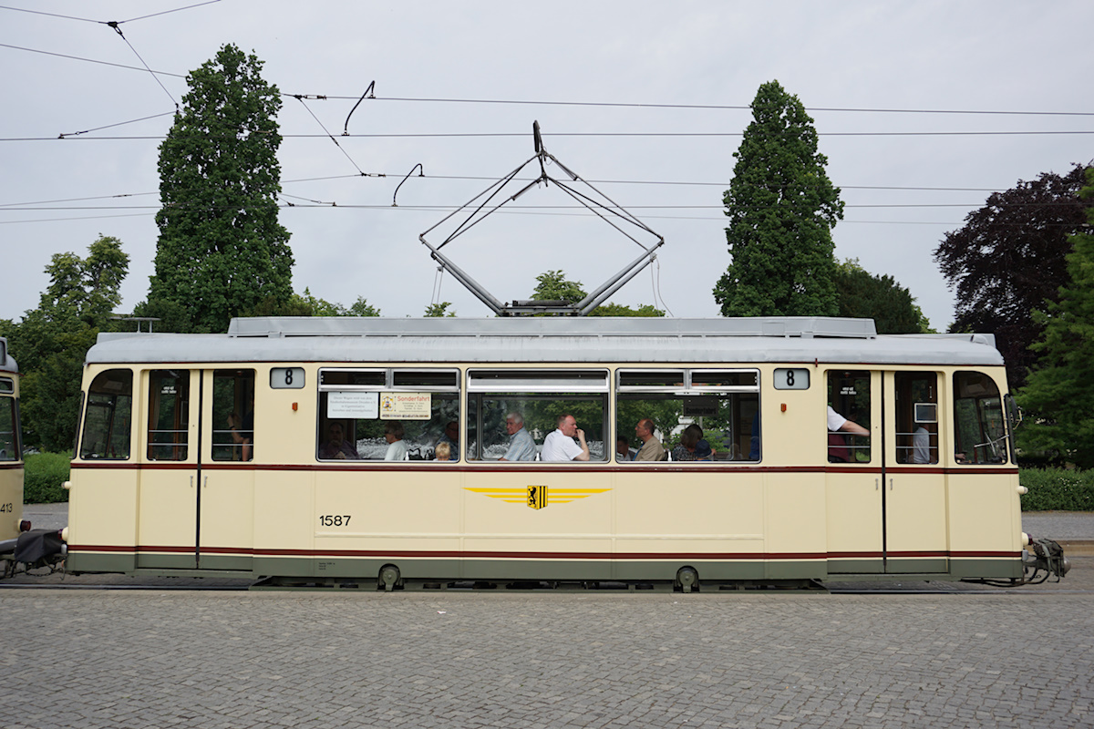 Dresden, Gotha T57 # 1587 (201 310); Dresden — 25 years of tram museum — 50 years of Tatra (03.06.2017)