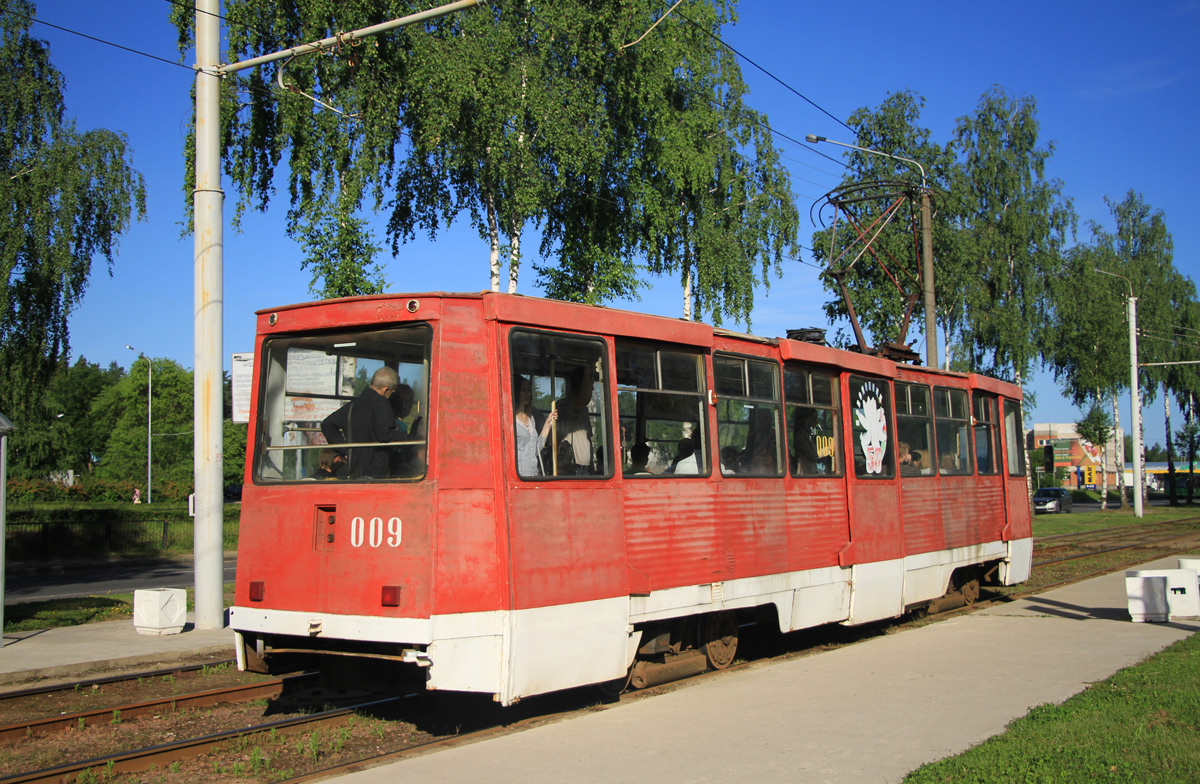 Novopolozk, 71-605 (KTM-5M3) Nr. 009